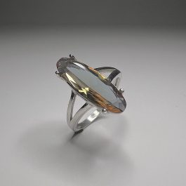 Стилен  сребърен пръстен със Султанит