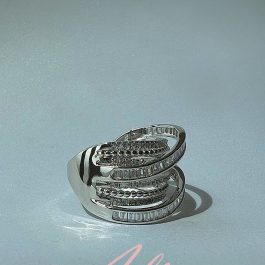 Луксозен сребърен пръстен с цирконий “Алис„