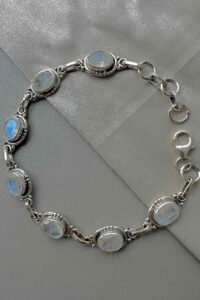 Сребърни гривни