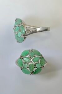 Стилен сребърен пръстен „ Изумруд “