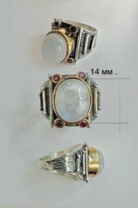 Артистичен сребърен пръстен с Лунен камък