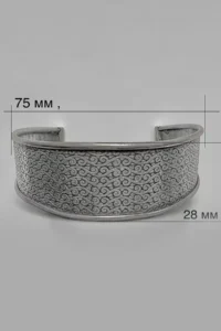 Сребърна екзотична гривна с орнаменти – голяма