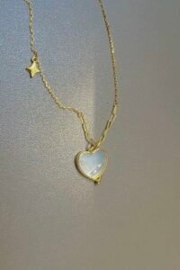 Елегантно сребърно колие “Сърце и звезда “