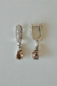 Луксозни сребърни обици със Султанит